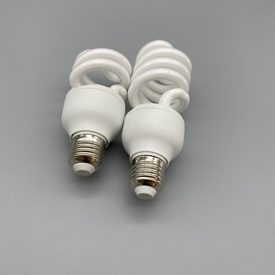 Woestijn UVA UVB Reptiellamp 10.0 13W Compacte fluorescerende lamp